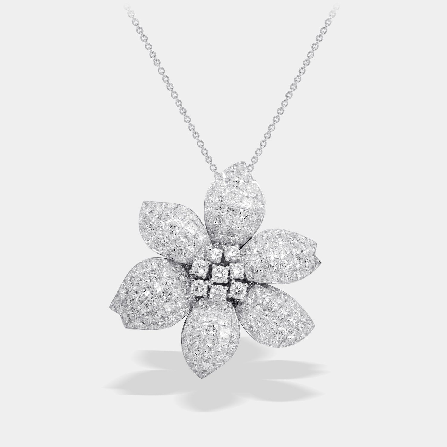 KS Jewelry Production flower necklace made of gold and diamonds